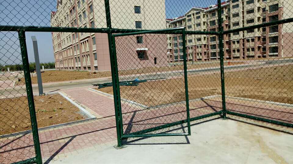 集磊籃球場圍網(wǎng)定做籃球場圍網(wǎng)安裝籃球場圍網(wǎng)銷售13833840177